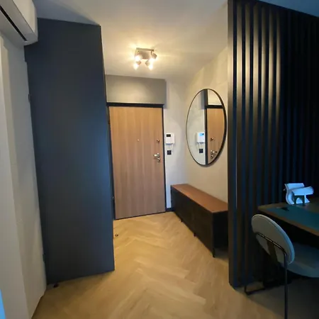 Appartamento Szmaragdowy W Centrum Lodzi *